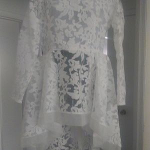 White lace top has never been worn